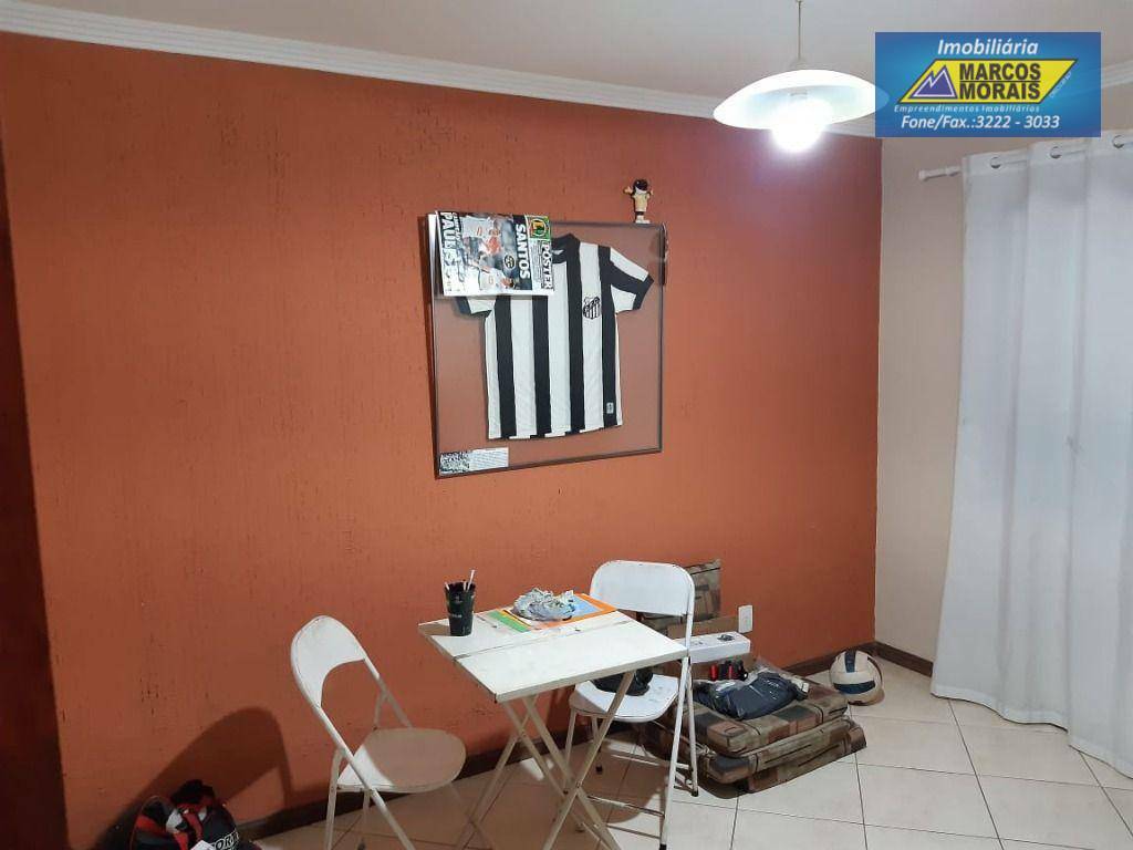 Casa à venda com 4 quartos, 250m² - Foto 12