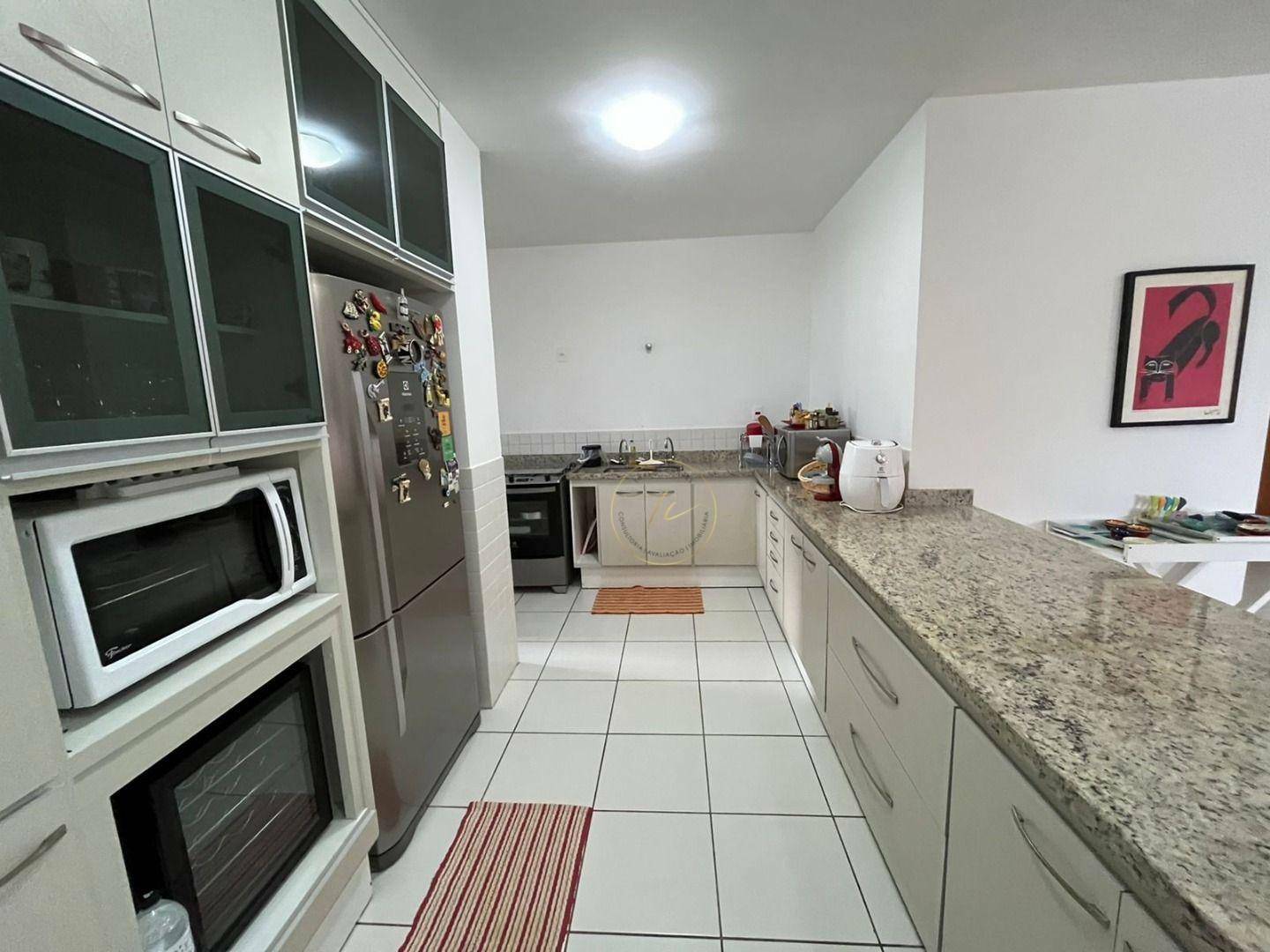 Apartamento à venda com 3 quartos, 146m² - Foto 3