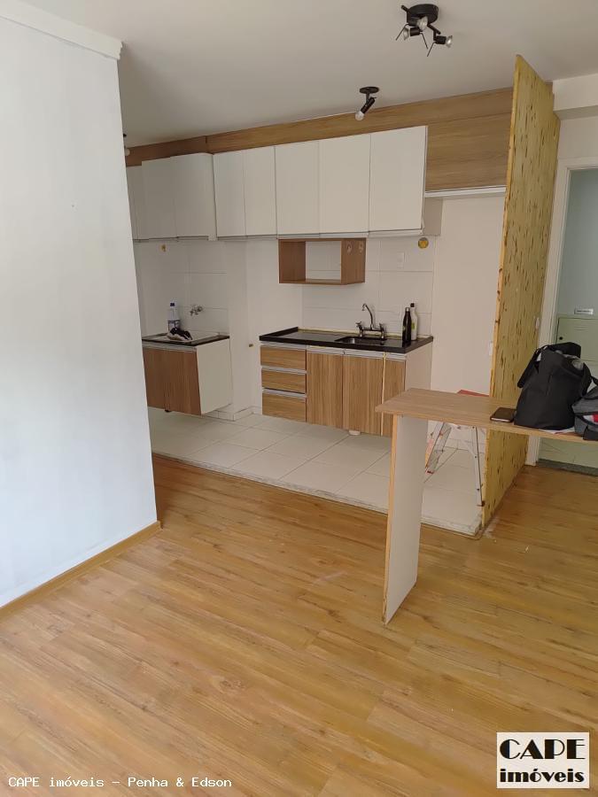 Apartamento para alugar com 2 quartos, 42m² - Foto 6