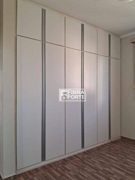 Apartamento à venda com 3 quartos, 75m² - Foto 12