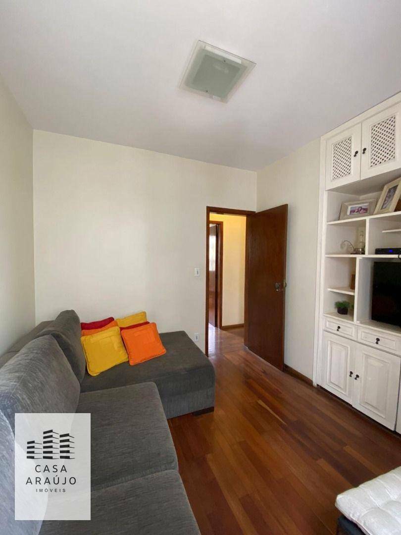 Apartamento à venda com 4 quartos, 140m² - Foto 6