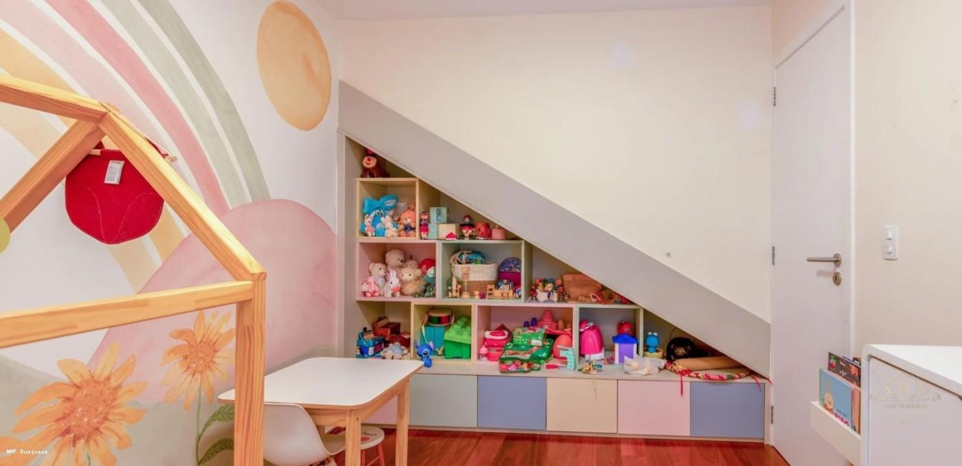 Apartamento à venda com 3 quartos, 135m² - Foto 14