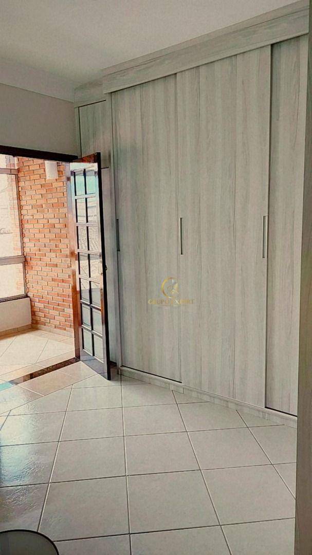 Sobrado à venda com 3 quartos, 195m² - Foto 6