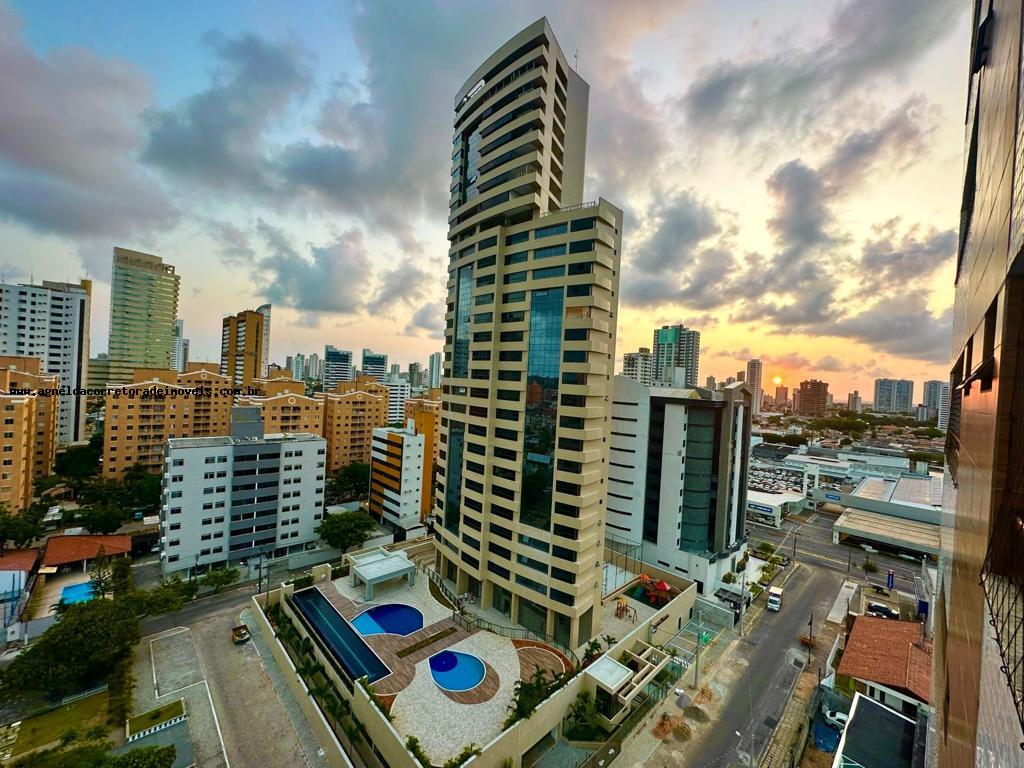 Cobertura à venda com 4 quartos, 334m² - Foto 1