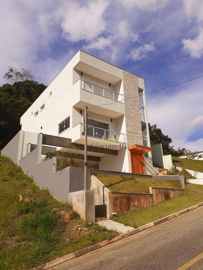 Casa de Condomínio à venda com 4 quartos, 440m² - Foto 3