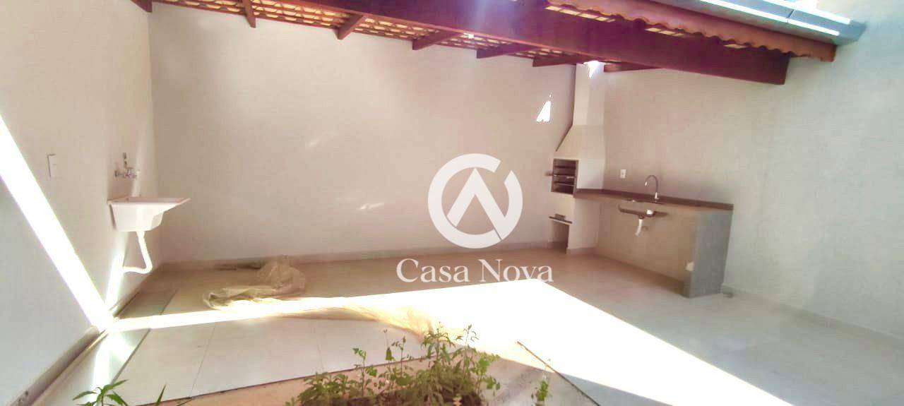 Casa à venda com 3 quartos, 137m² - Foto 17