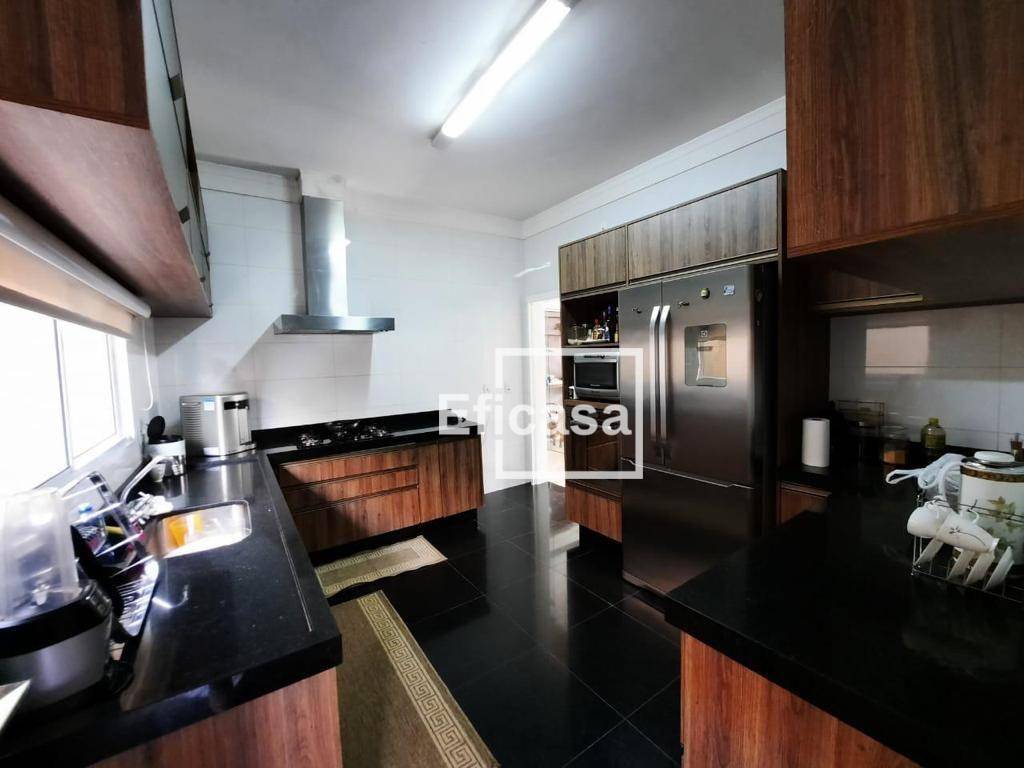 Casa de Condomínio à venda com 3 quartos, 280m² - Foto 8