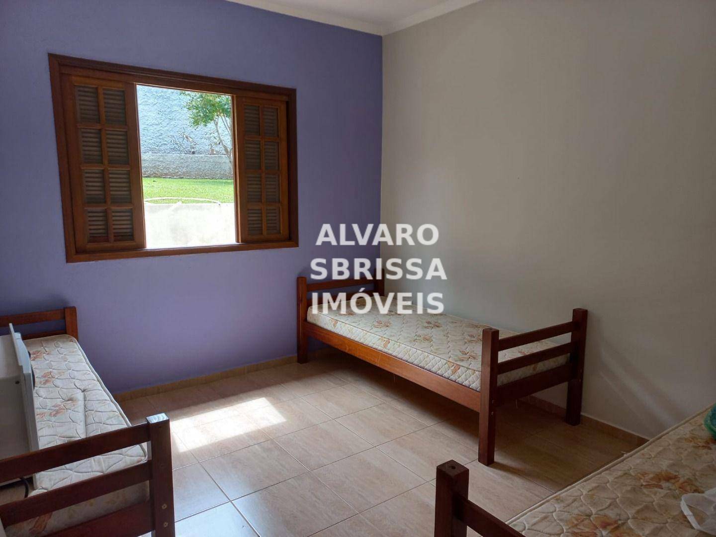 Chácara à venda com 3 quartos, 219m² - Foto 18