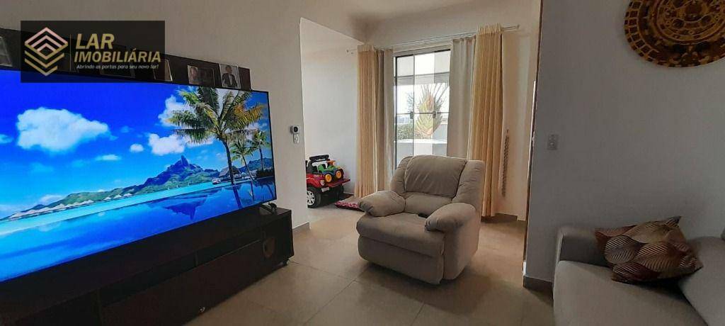Casa de Condomínio à venda e aluguel com 3 quartos, 174m² - Foto 2