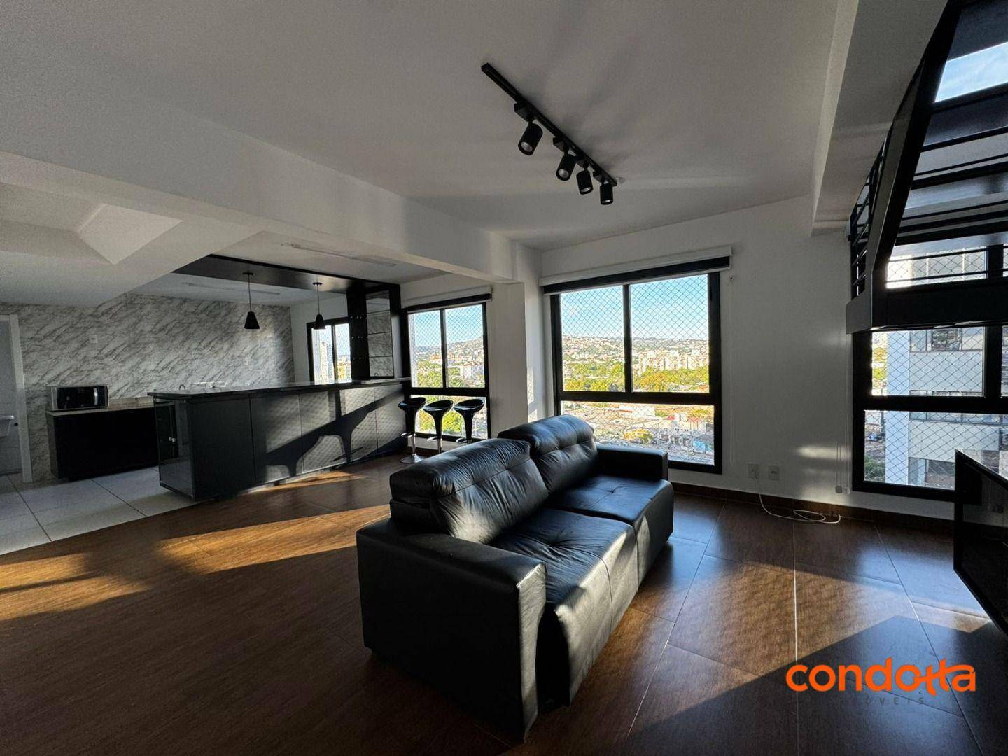 Apartamento para alugar com 3 quartos, 172m² - Foto 2