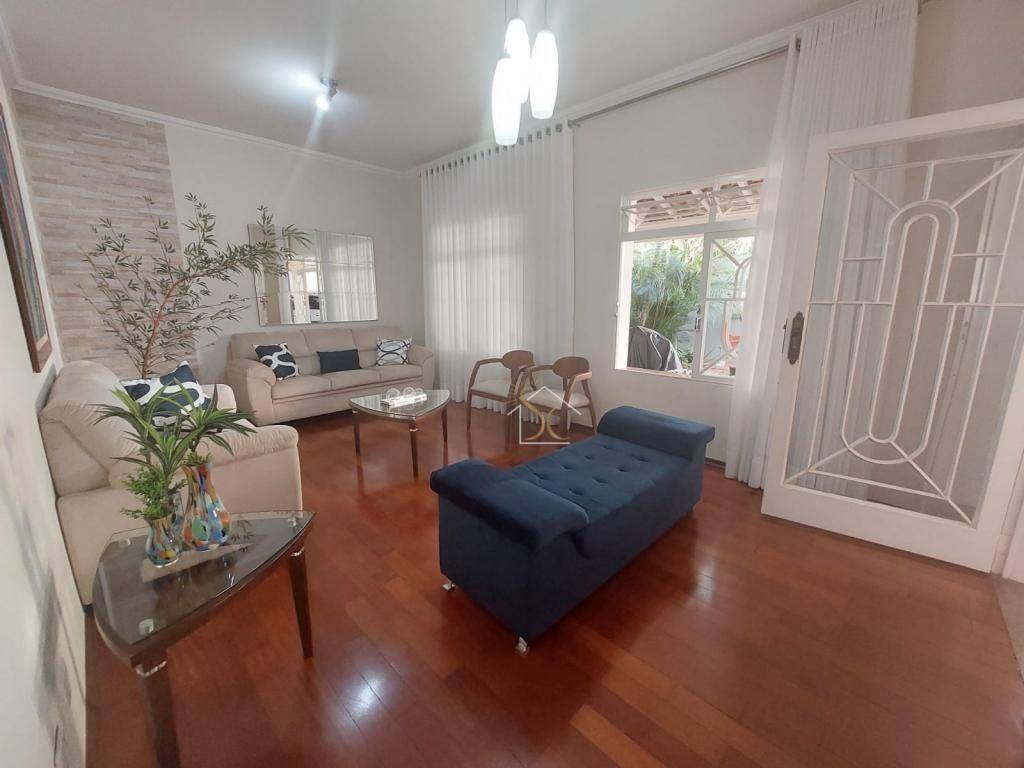 Casa à venda e aluguel com 3 quartos, 310m² - Foto 5