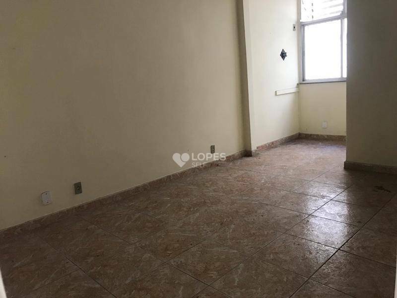 Apartamento à venda com 3 quartos, 80m² - Foto 5