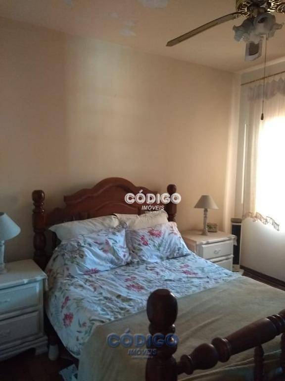 Sobrado à venda com 3 quartos, 236m² - Foto 17