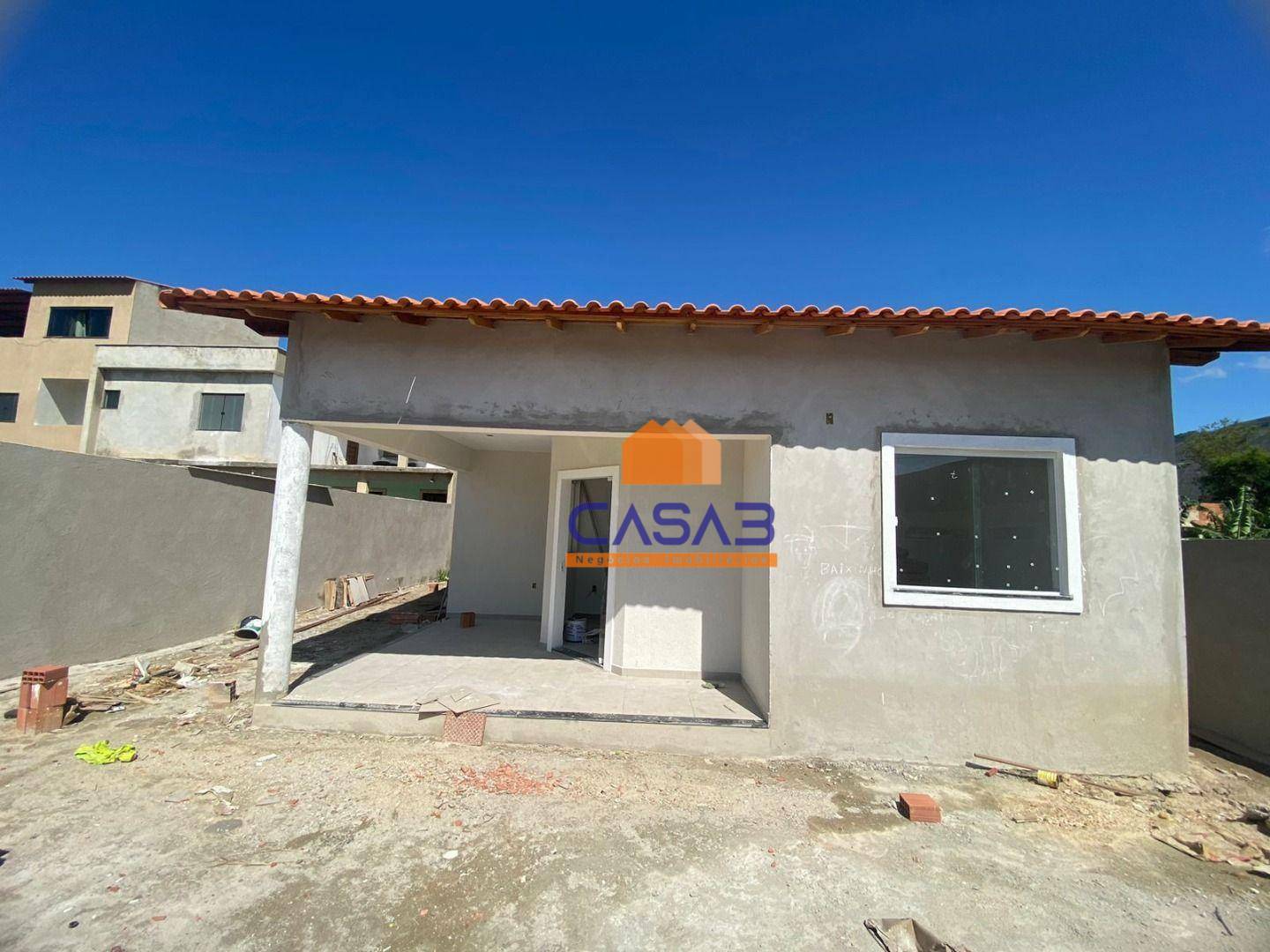 Casa à venda com 3 quartos, 98m² - Foto 2