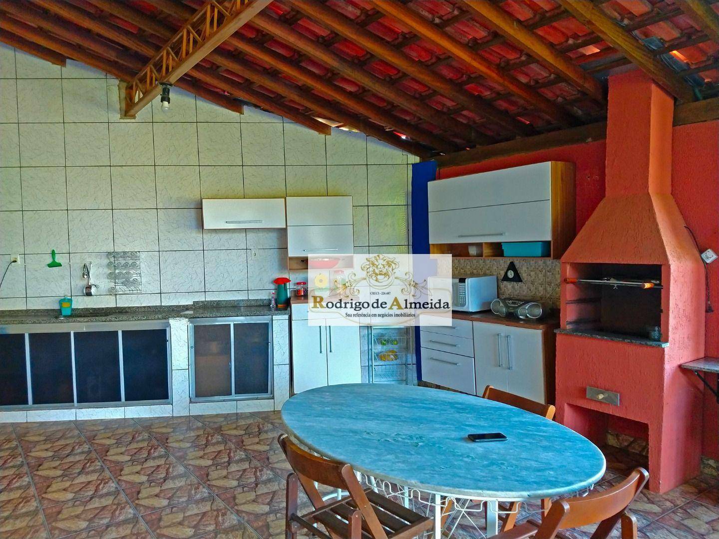 Chácara à venda com 4 quartos, 450m² - Foto 15