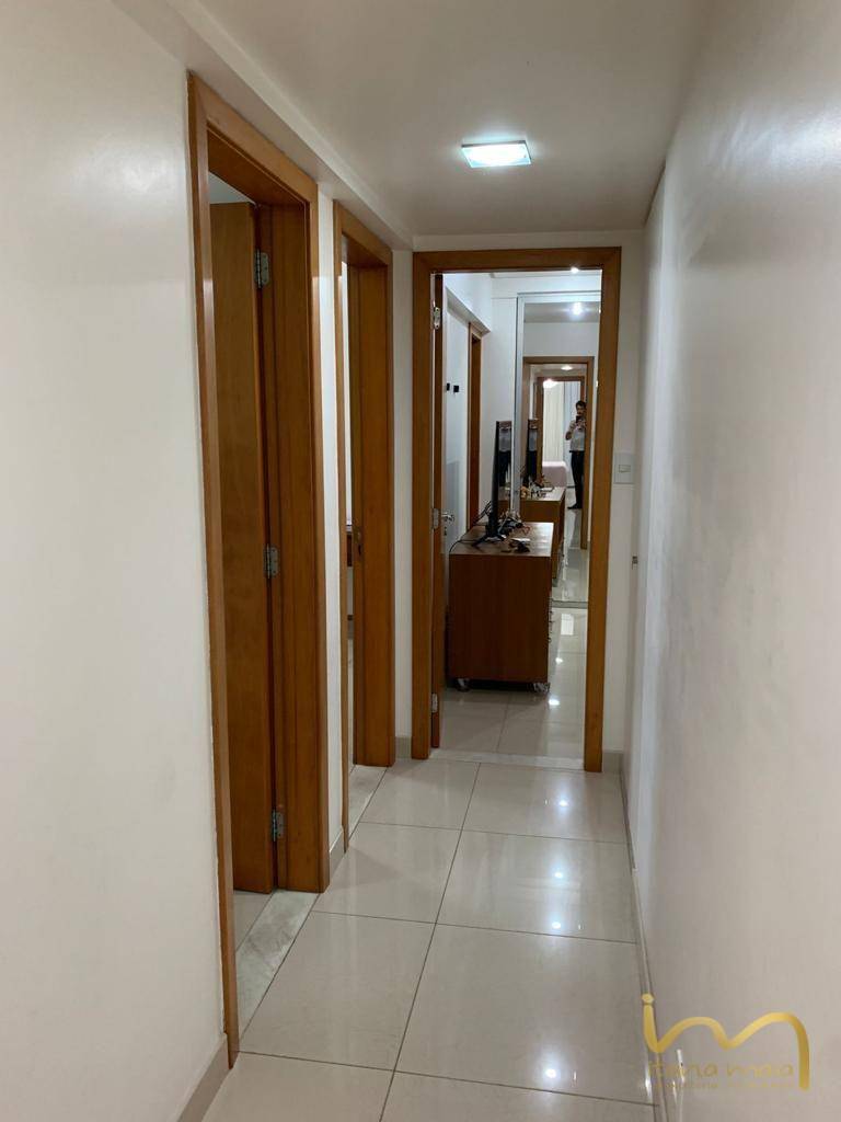 Apartamento à venda com 4 quartos, 186m² - Foto 10