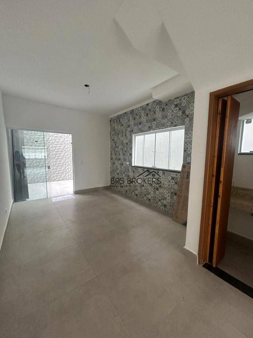 Sobrado à venda com 2 quartos, 127m² - Foto 4