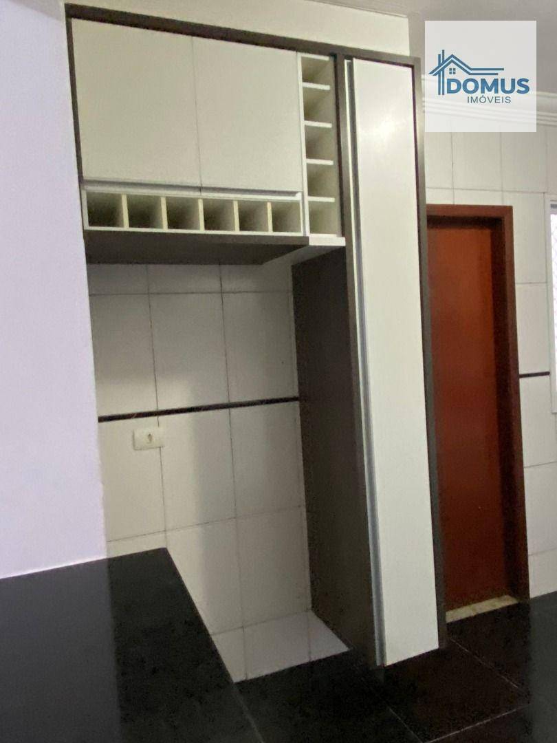 Apartamento para alugar com 3 quartos, 100m² - Foto 20