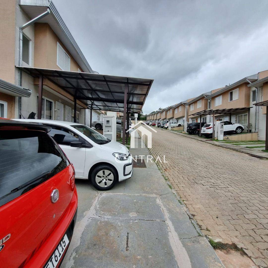Casa à venda com 2 quartos, 70m² - Foto 12