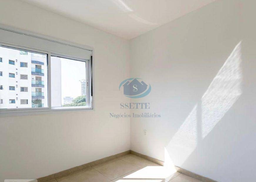 Apartamento à venda com 2 quartos, 63m² - Foto 8