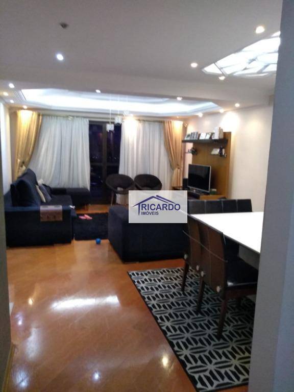 Apartamento à venda com 3 quartos, 140m² - Foto 23