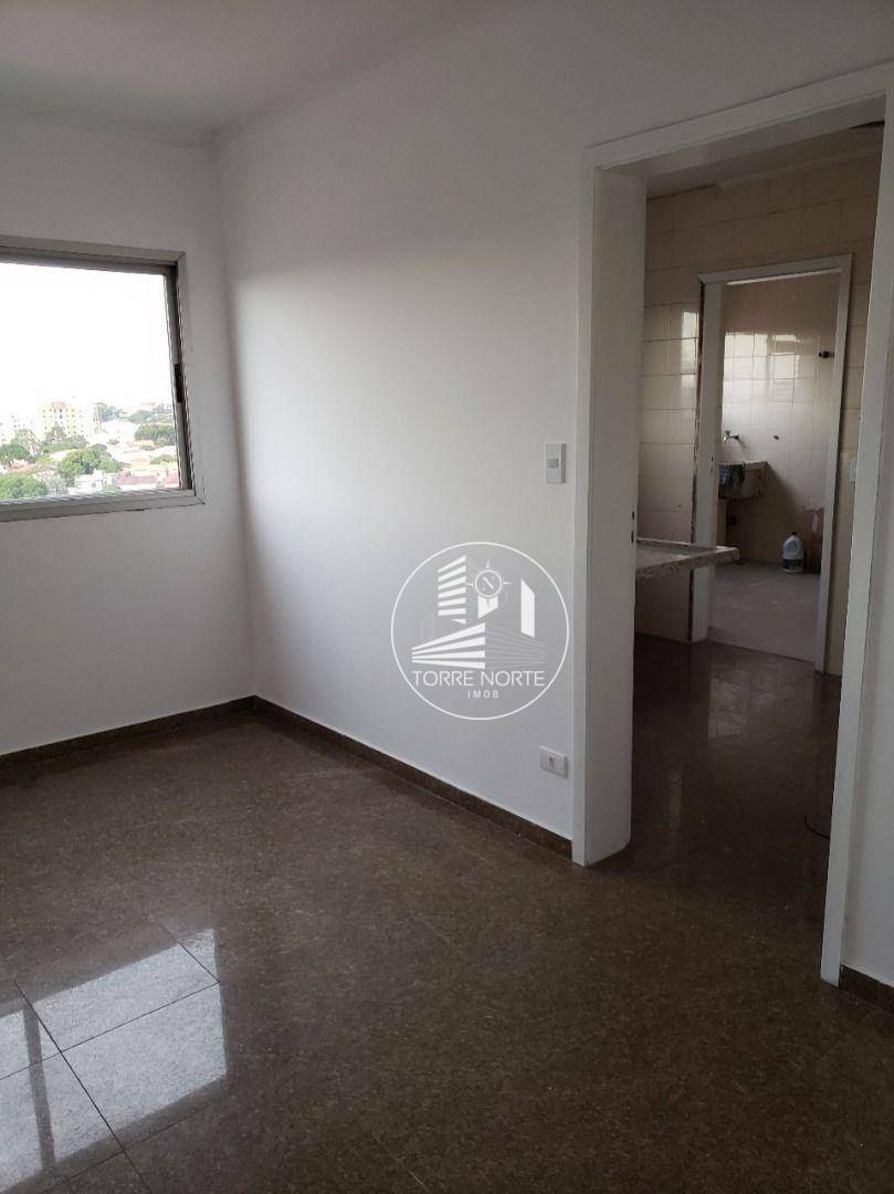 Apartamento à venda com 3 quartos, 155m² - Foto 9