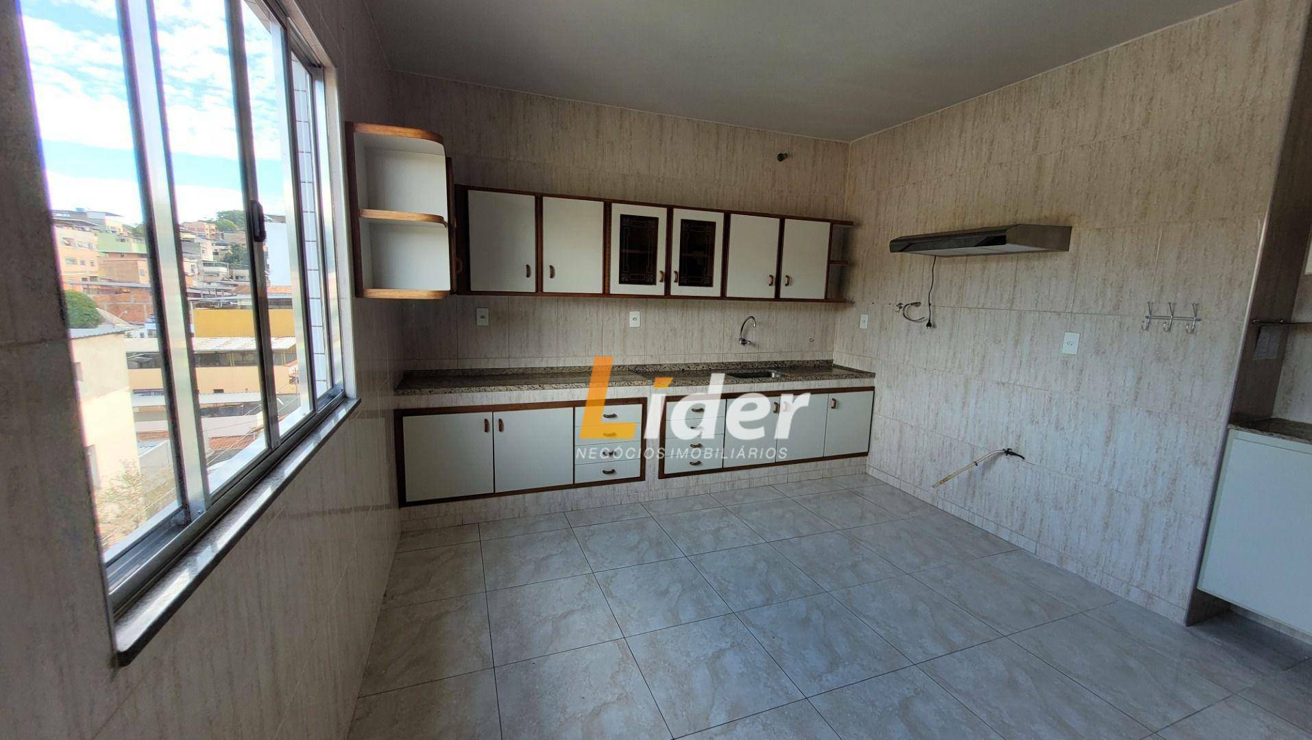 Cobertura para alugar com 2 quartos, 120m² - Foto 1