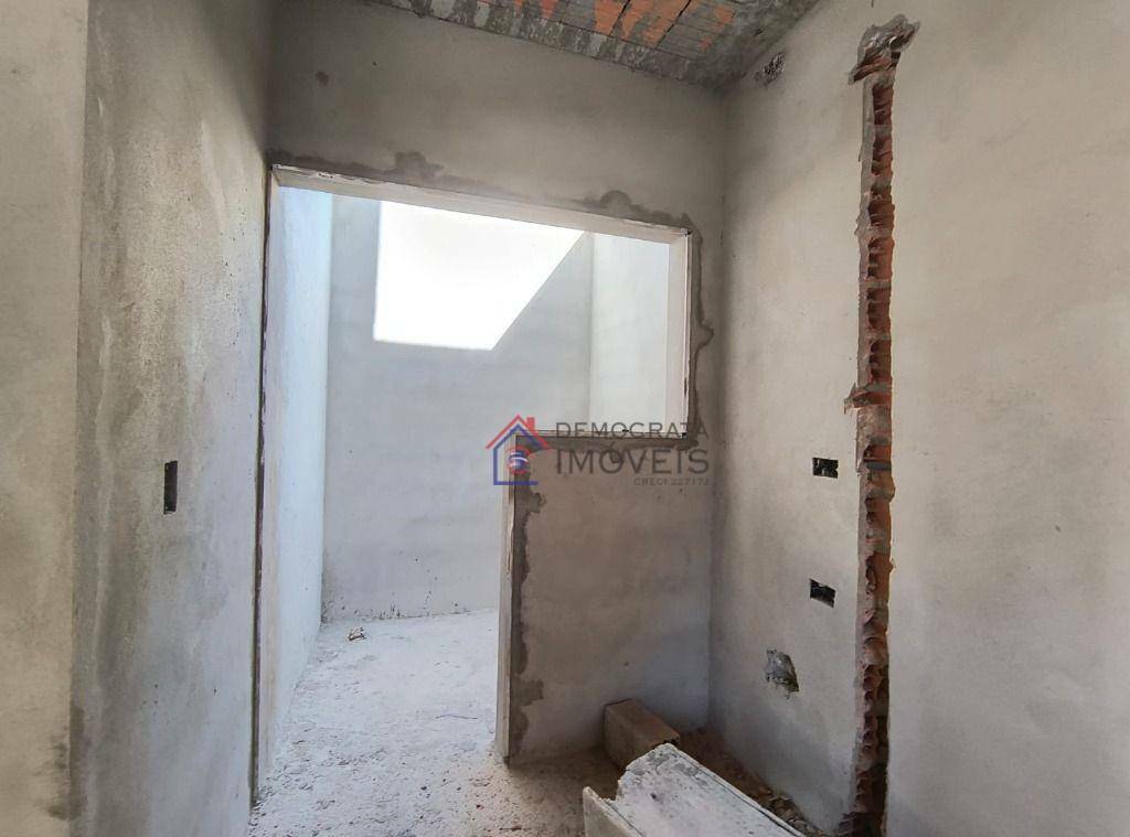 Sobrado à venda com 2 quartos, 127m² - Foto 25