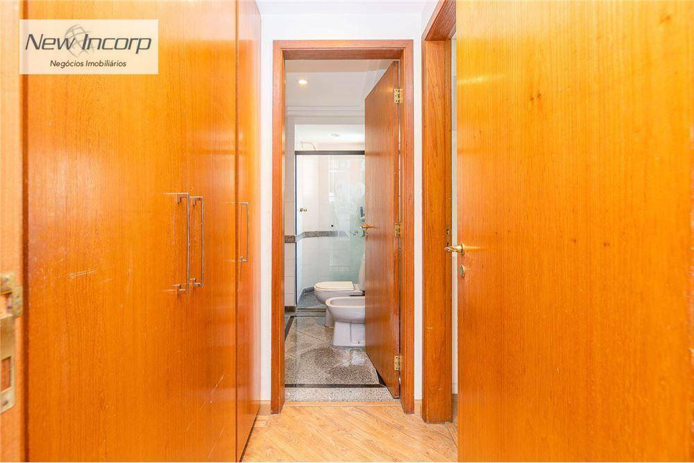 Apartamento à venda com 3 quartos, 222m² - Foto 12