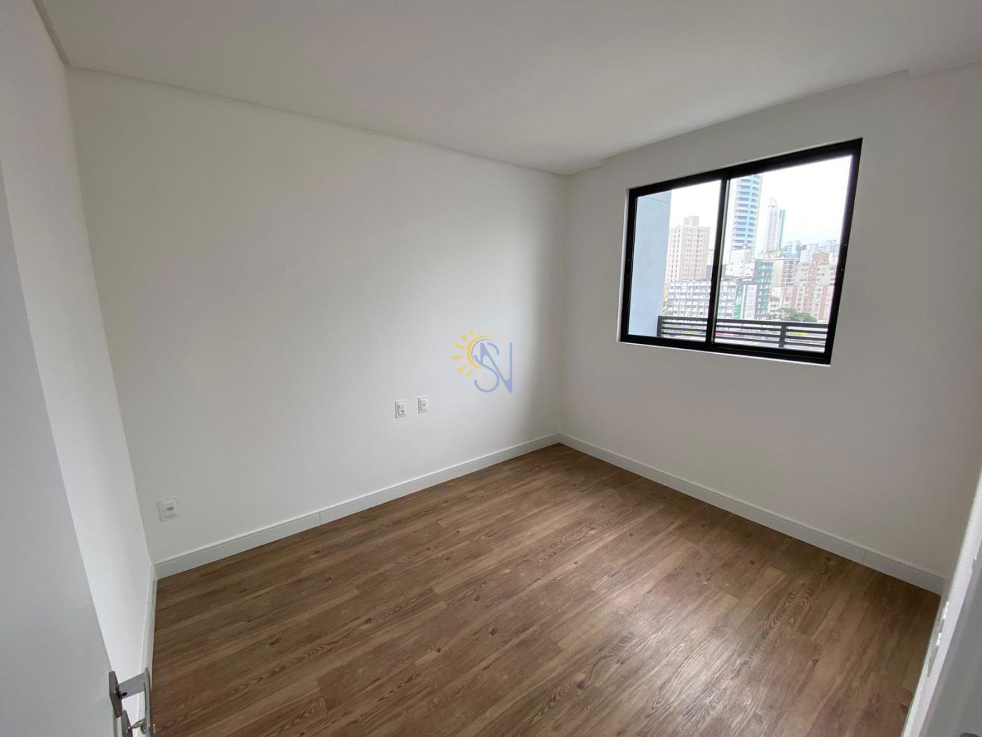 Apartamento à venda com 2 quartos, 116m² - Foto 4