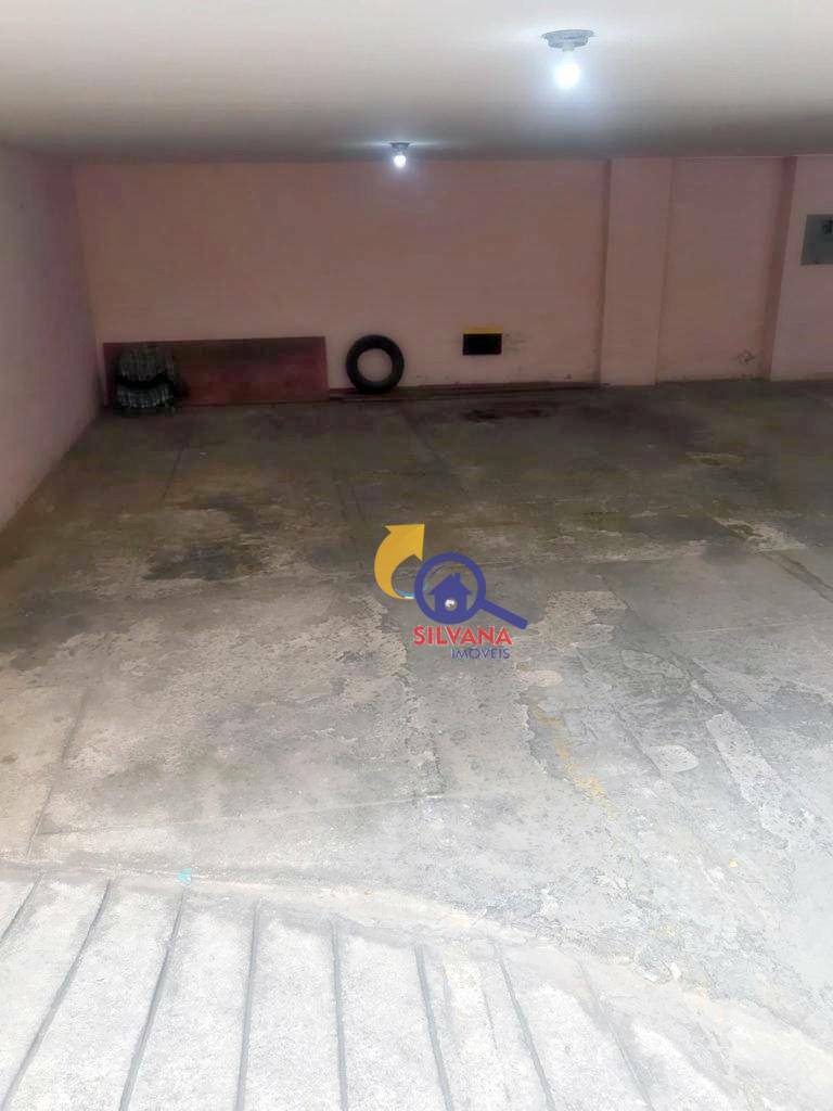 Apartamento para alugar com 3 quartos, 120m² - Foto 24