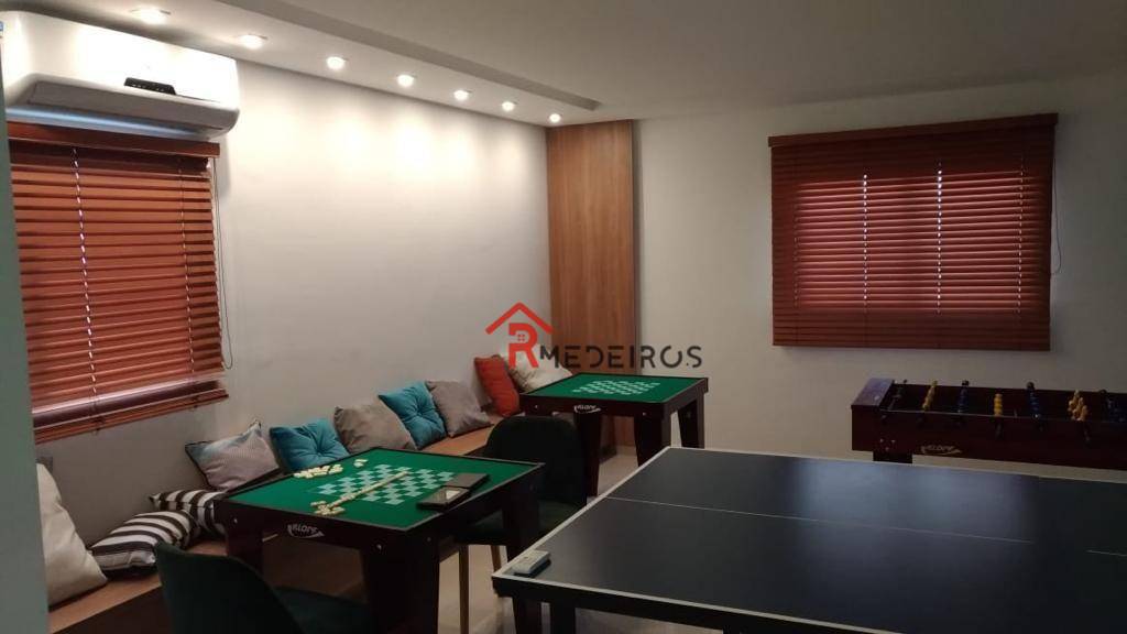 Apartamento à venda com 2 quartos, 74m² - Foto 3