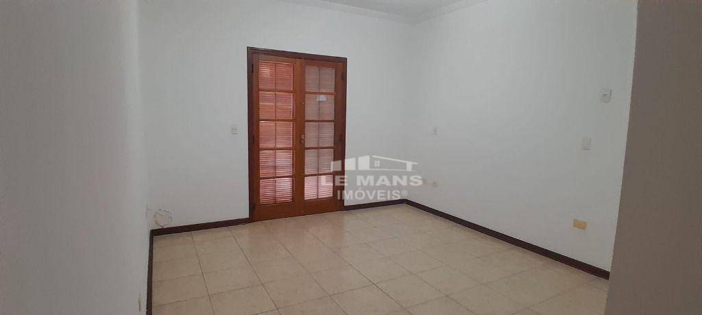 Casa de Condomínio à venda com 4 quartos, 248m² - Foto 30