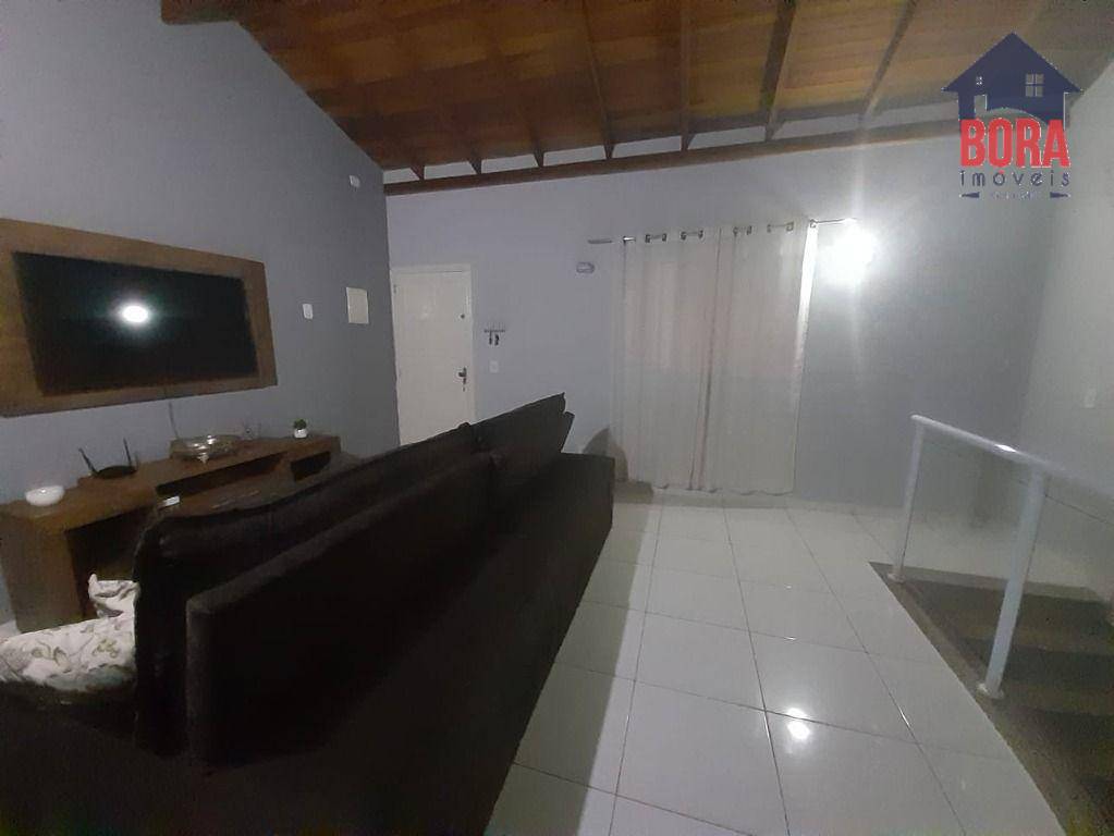 Casa à venda com 2 quartos, 66m² - Foto 12