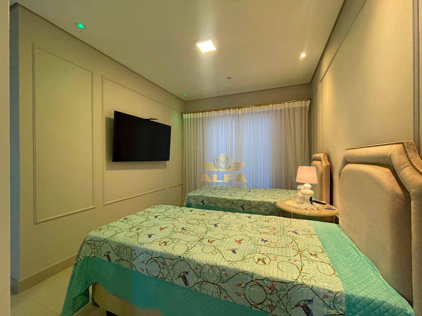 Casa de Condomínio à venda com 8 quartos, 500m² - Foto 41