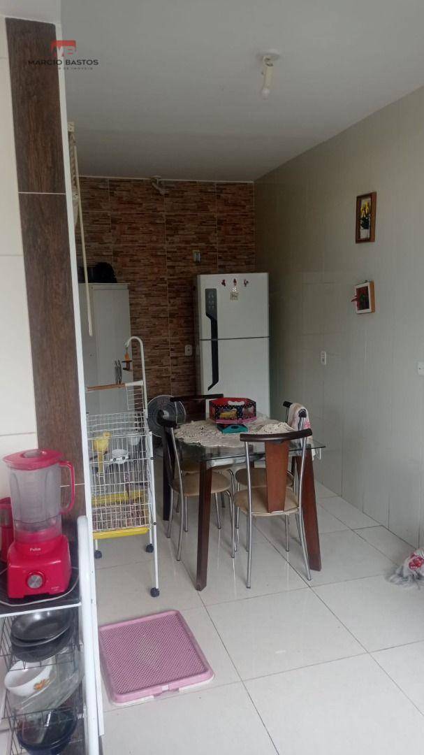 Casa à venda com 2 quartos, 250m² - Foto 23