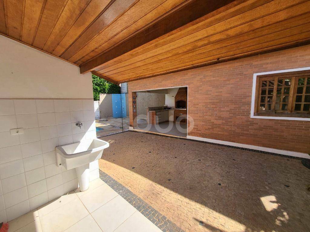 Casa de Condomínio à venda com 3 quartos, 223m² - Foto 32