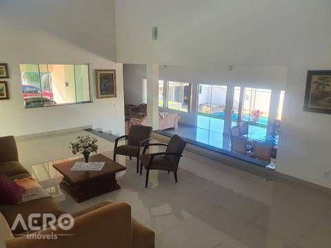 Casa de Condomínio à venda com 4 quartos, 200m² - Foto 3