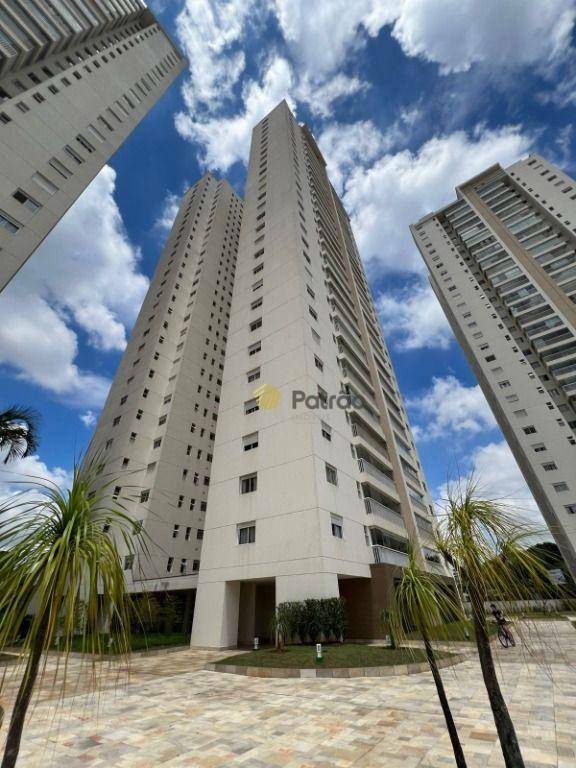 Apartamento à venda com 3 quartos, 156m² - Foto 2