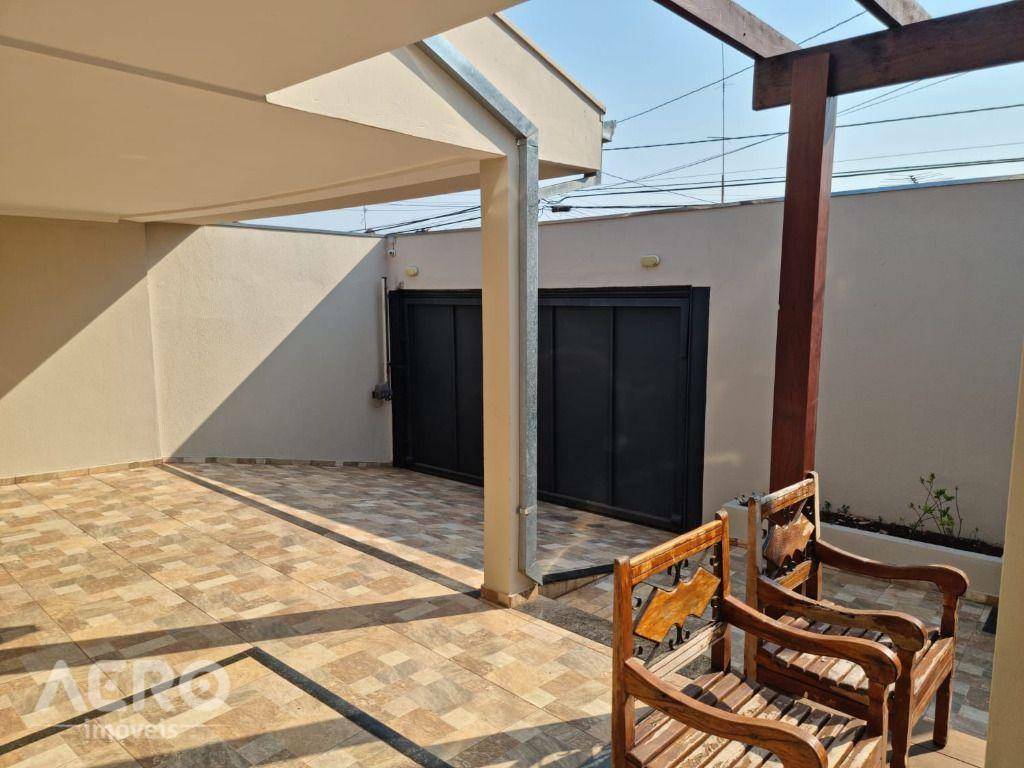 Casa à venda com 3 quartos, 175m² - Foto 26