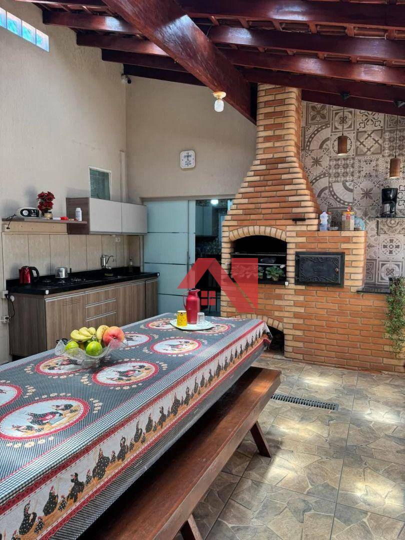 Casa à venda com 3 quartos, 188m² - Foto 9