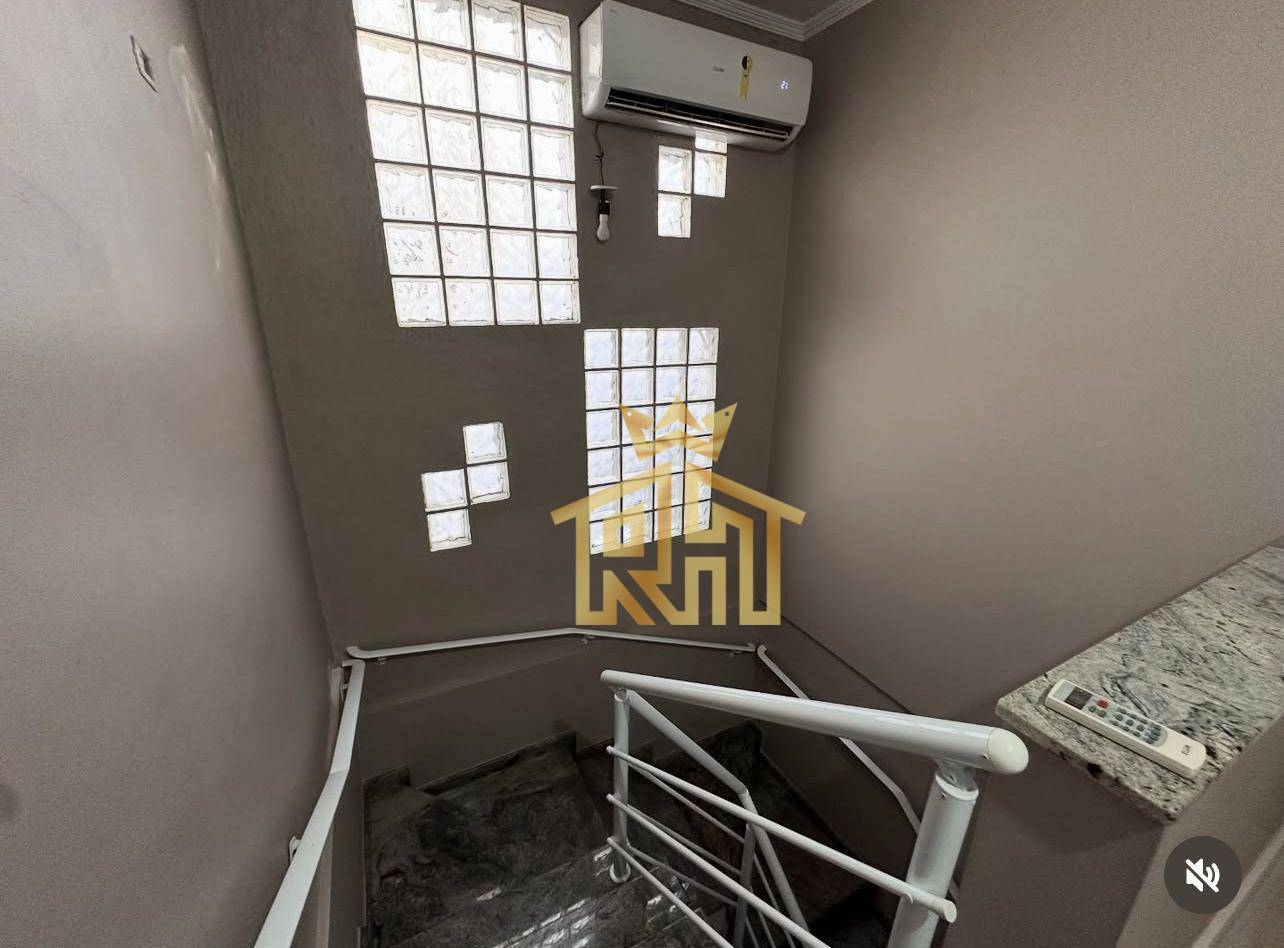 Sobrado à venda com 4 quartos, 181m² - Foto 8