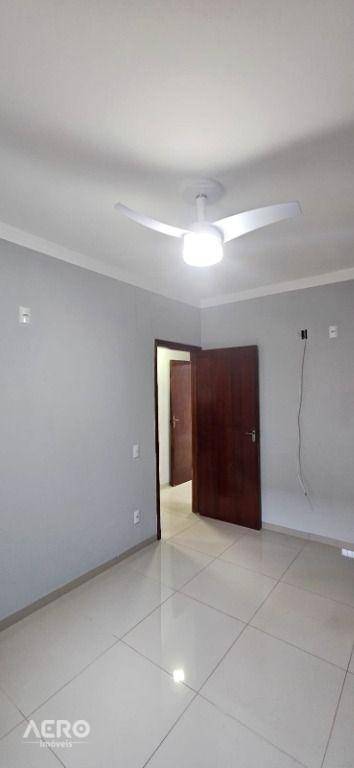 Casa à venda com 3 quartos, 197m² - Foto 16