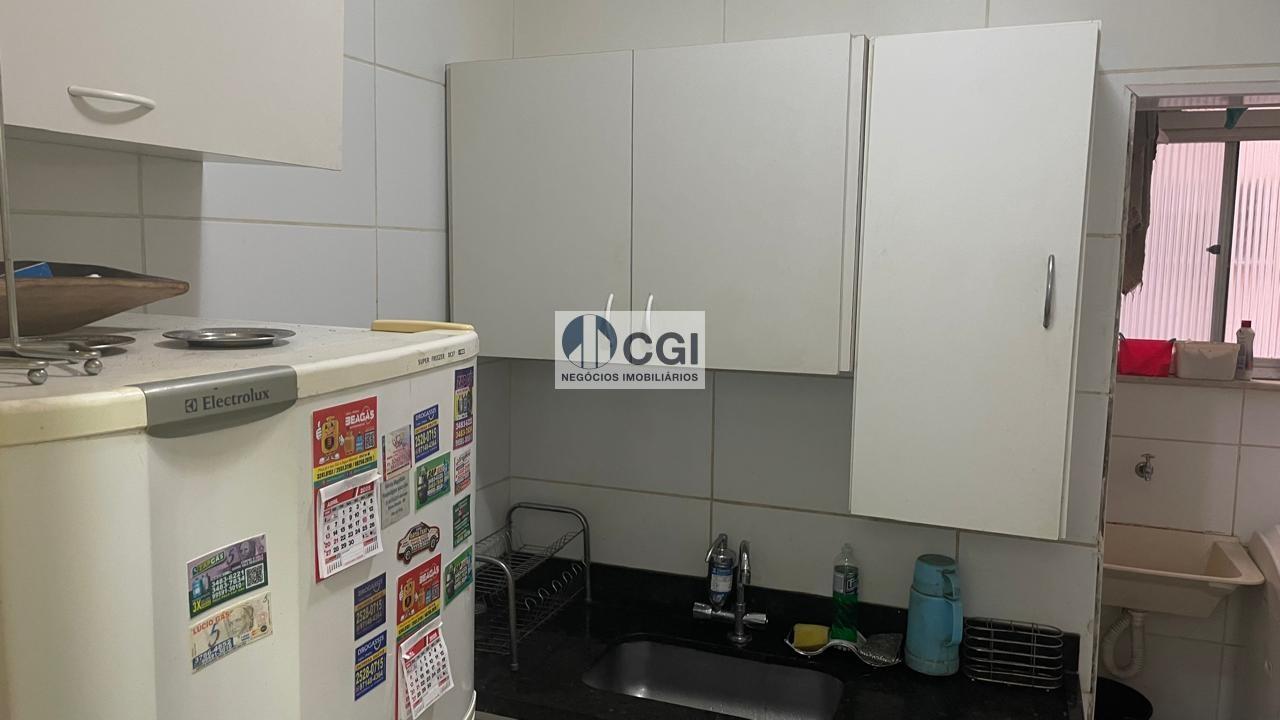 Apartamento à venda com 2 quartos, 70m² - Foto 21