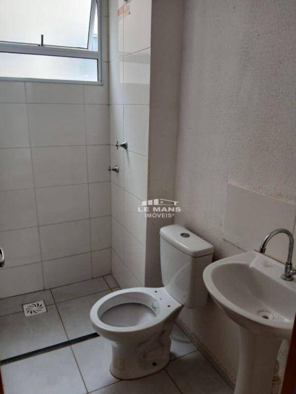 Apartamento à venda com 2 quartos, 39m² - Foto 9