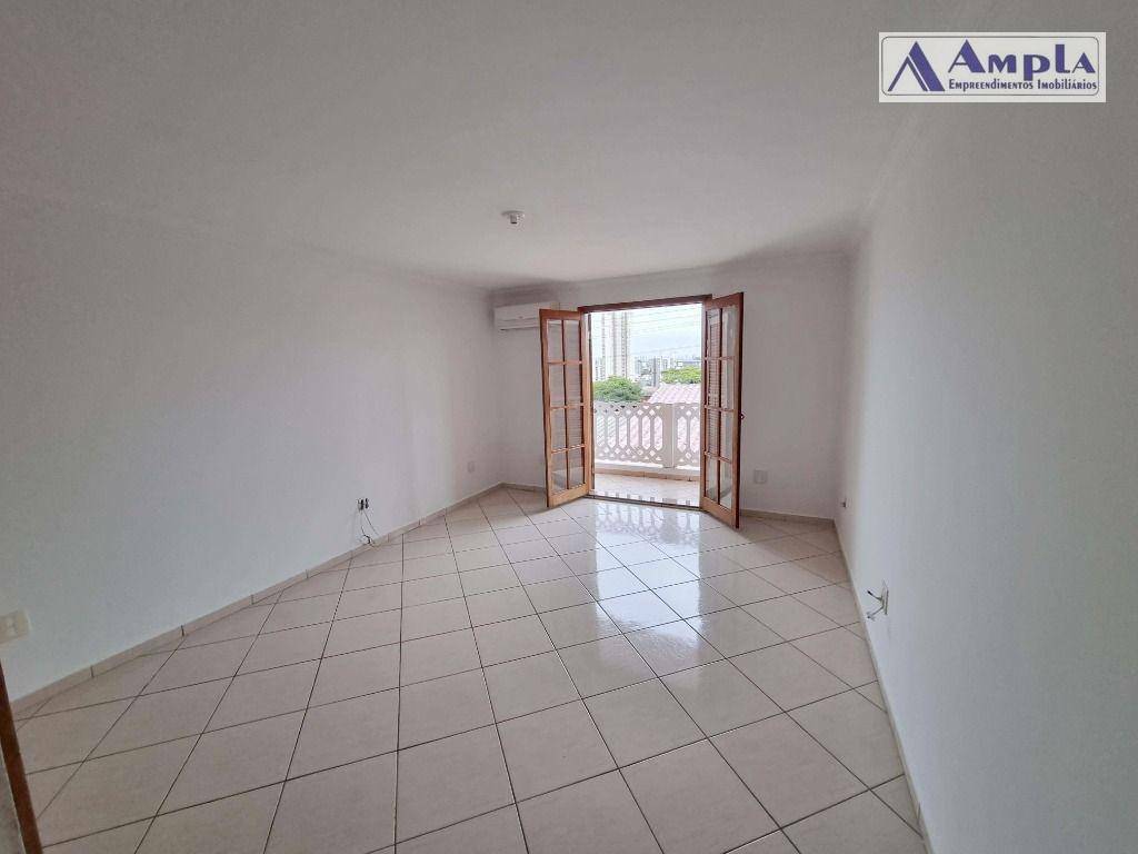 Sobrado à venda com 4 quartos, 300m² - Foto 28