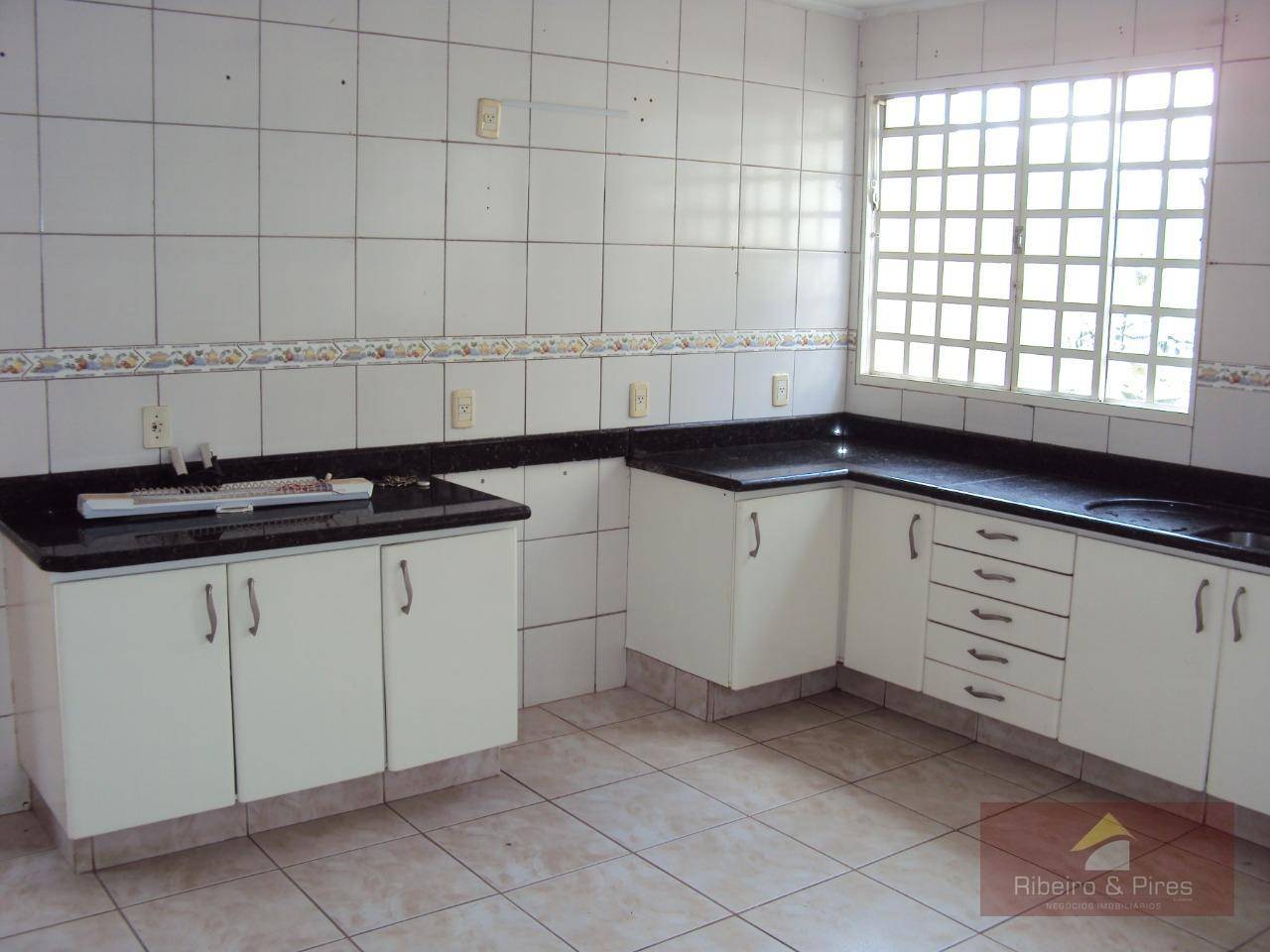 Sobrado à venda com 3 quartos, 200m² - Foto 6