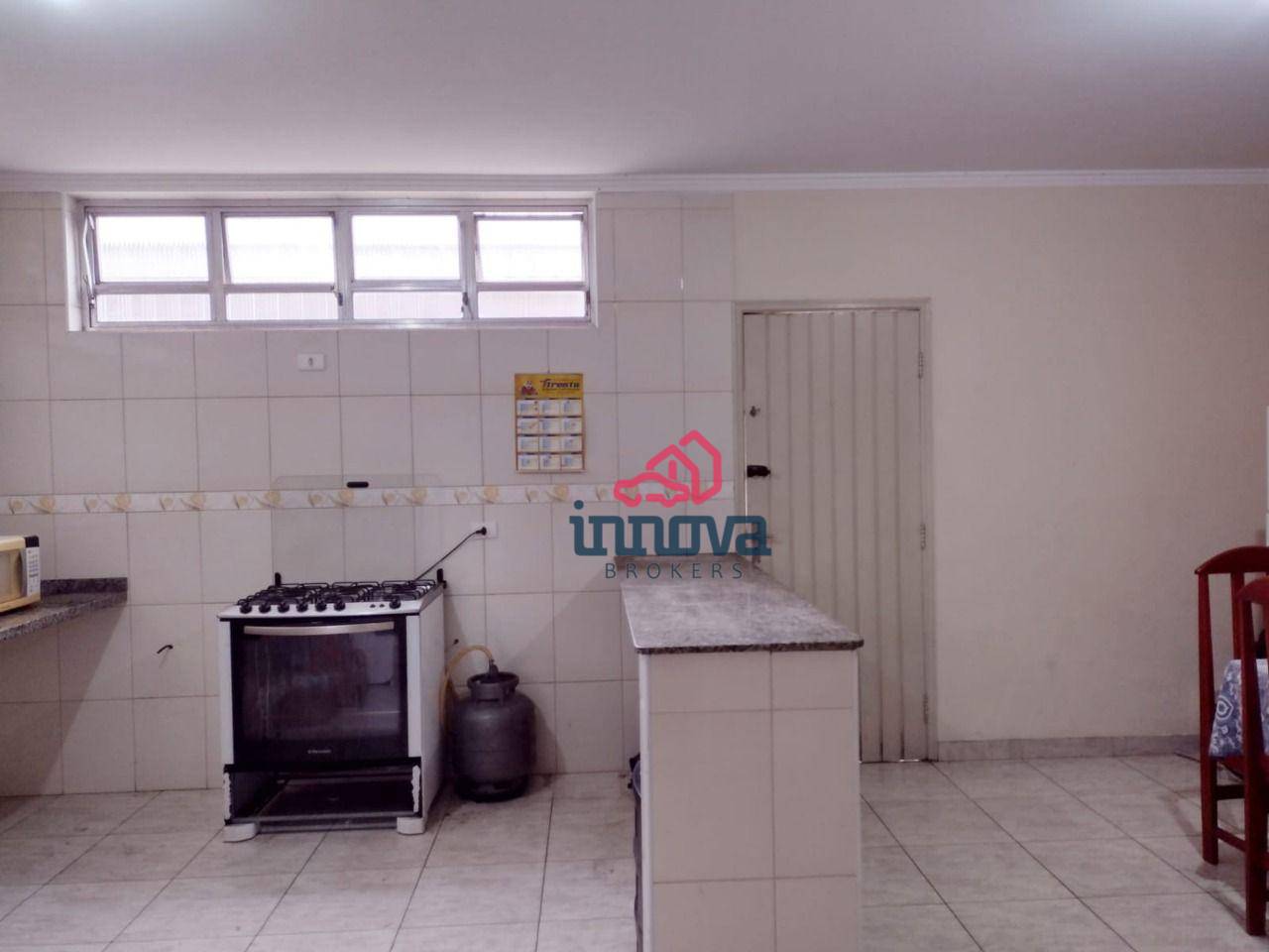 Sobrado à venda e aluguel com 3 quartos, 180M2 - Foto 35