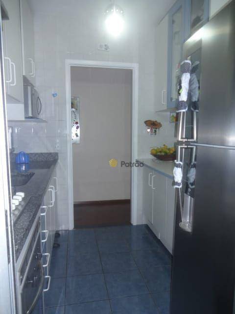 Apartamento à venda com 3 quartos, 67m² - Foto 15