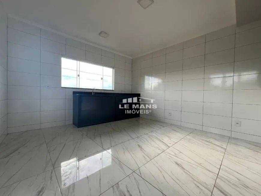 Casa para alugar com 3 quartos, 70m² - Foto 7